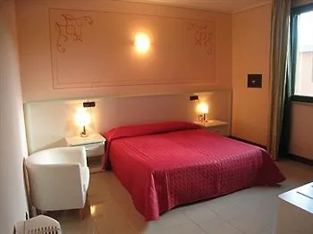 ****  Eden Hotel Castel dʼArio İtalya