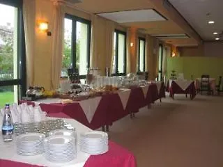 Eden Hotel Castel dʼArio 4*,